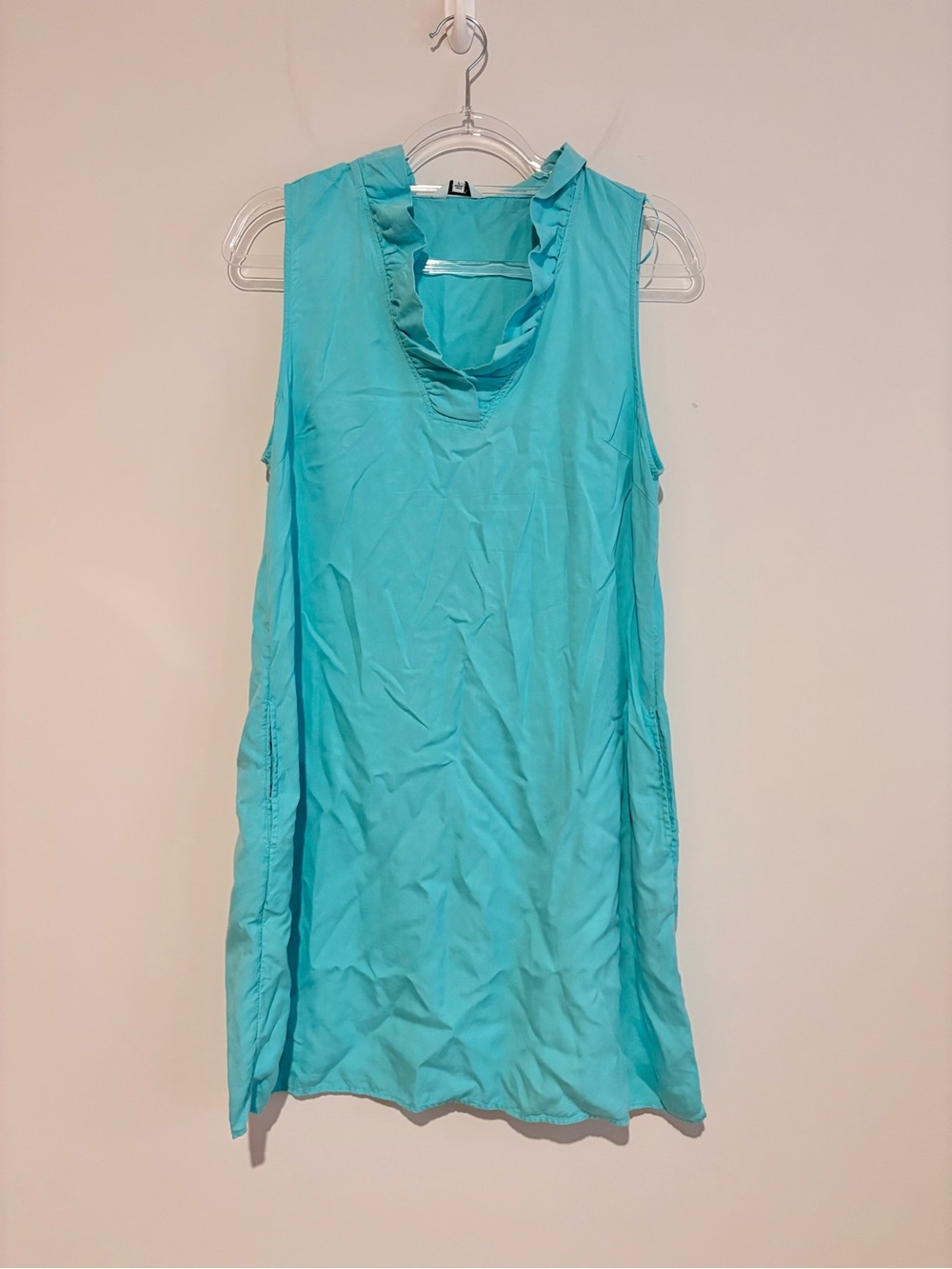 Crown & Ivy Dress Ruffle V Neck Dress aqua blue size large